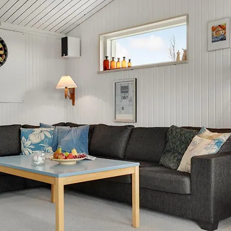 Cozy In With House Sea View